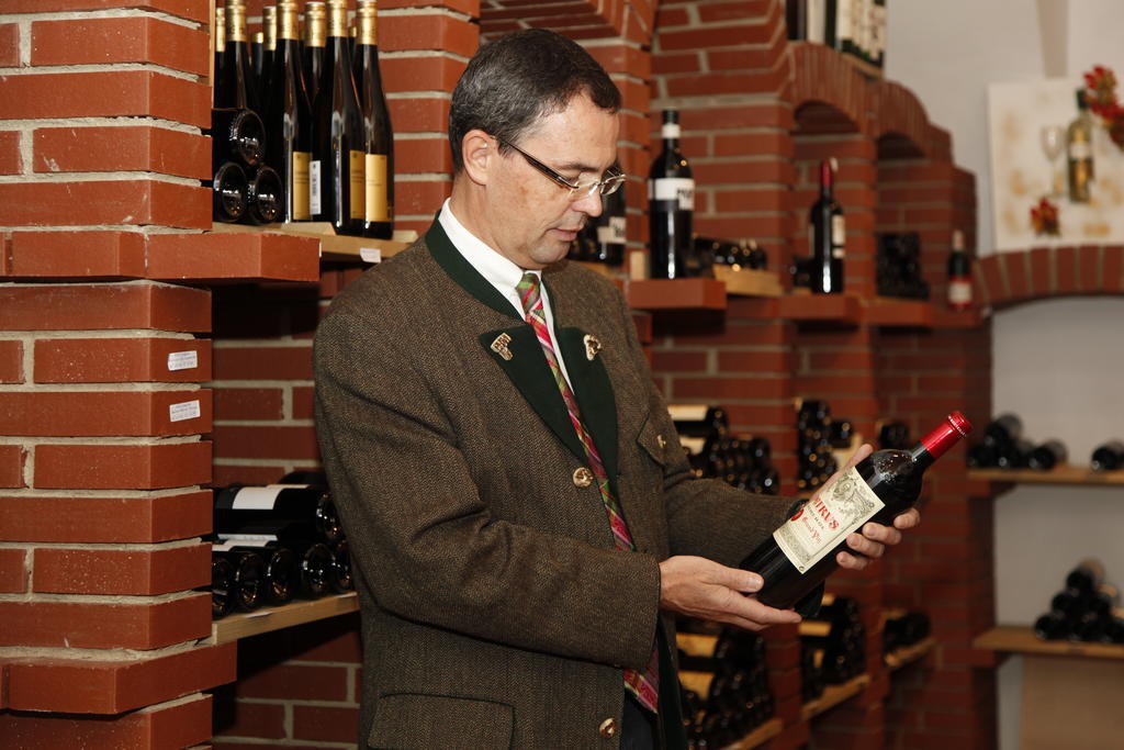 Maurer Gasthof-Vinothek Gleisdorf Esterno foto